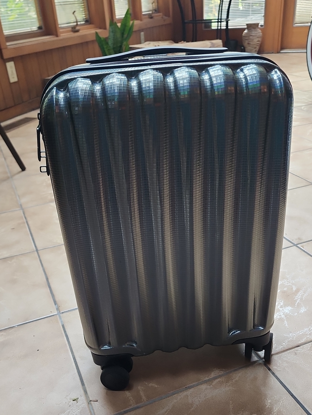 Heys Hard-Shell Carry-On Suitcase Green